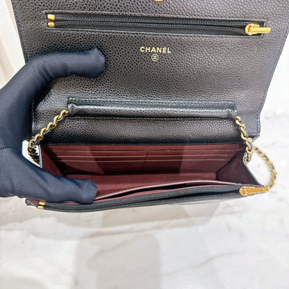 Chanel Classic Caviar WOC in Black GHW