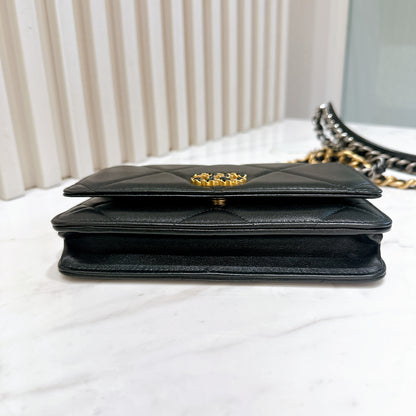 Chanel 19 WOC in Black