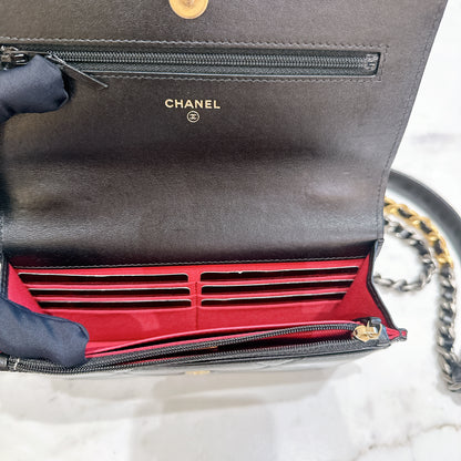 Chanel 19 WOC in Black