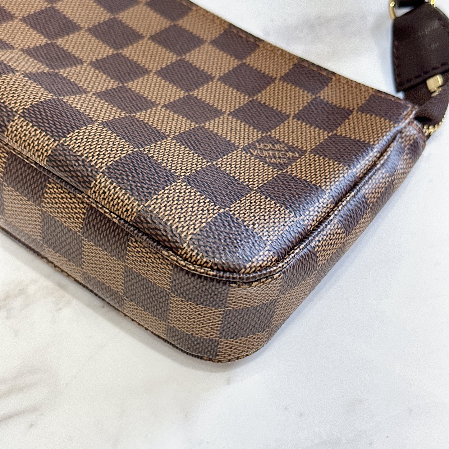 LV Pochette Accessoires in Damier Ebene