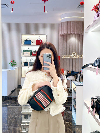 Bottega Veneta Intrecciato Leather in Belt Bag