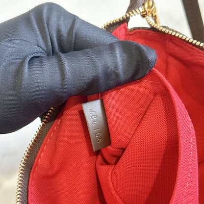 LV Pochette Accessoires in Damier Ebene