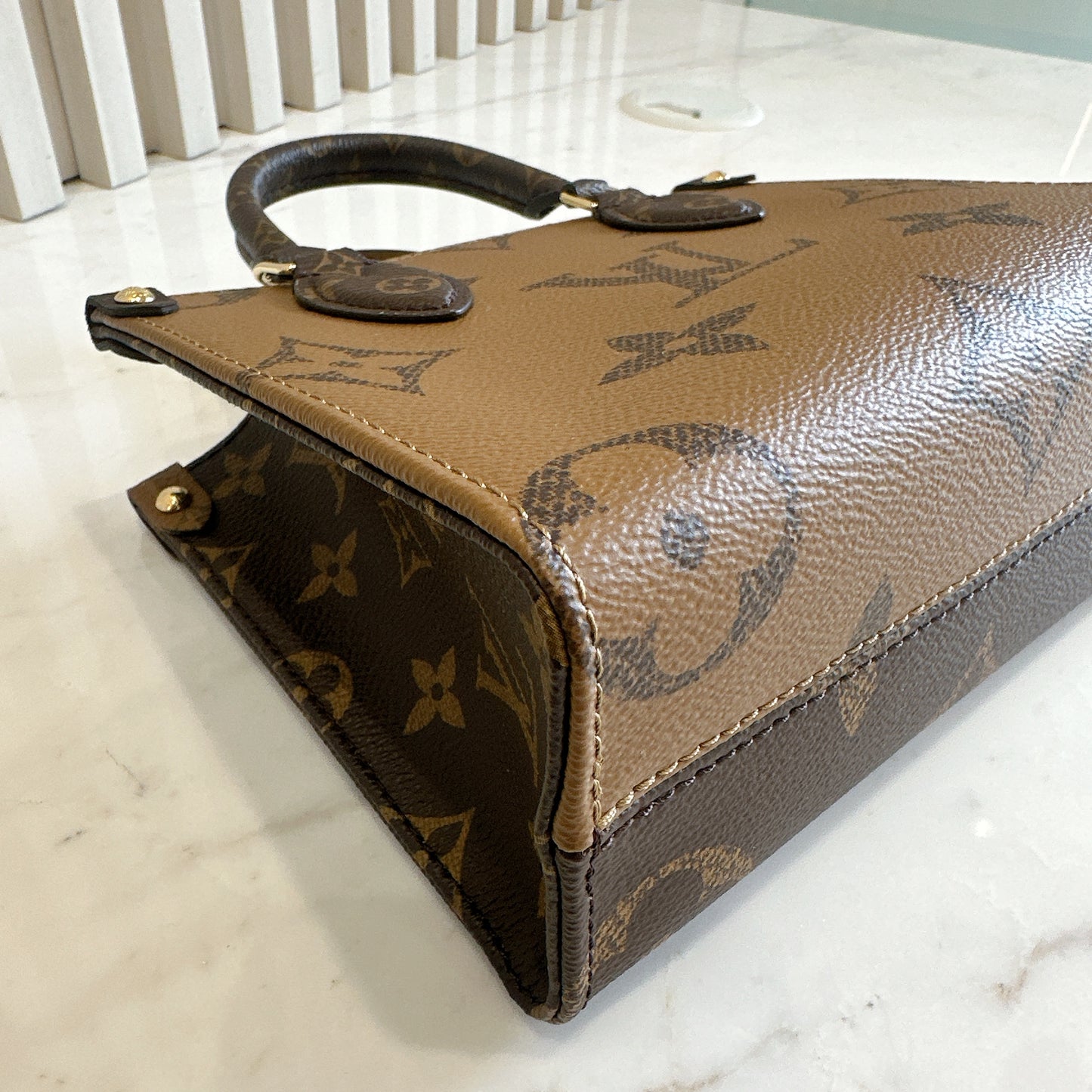 LV Monogram Reverse On The Go BB