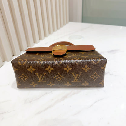 LV Locky BB in Caramel