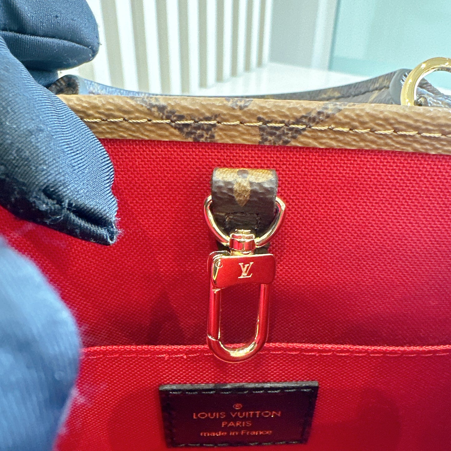 LV Monogram Reverse On The Go BB