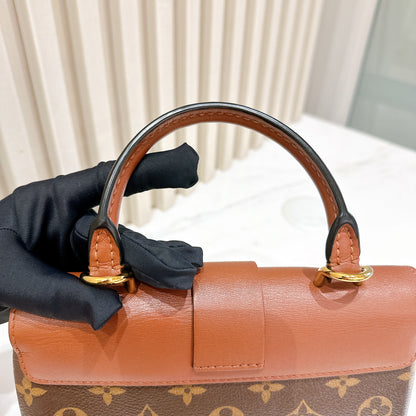 LV Locky BB in Caramel