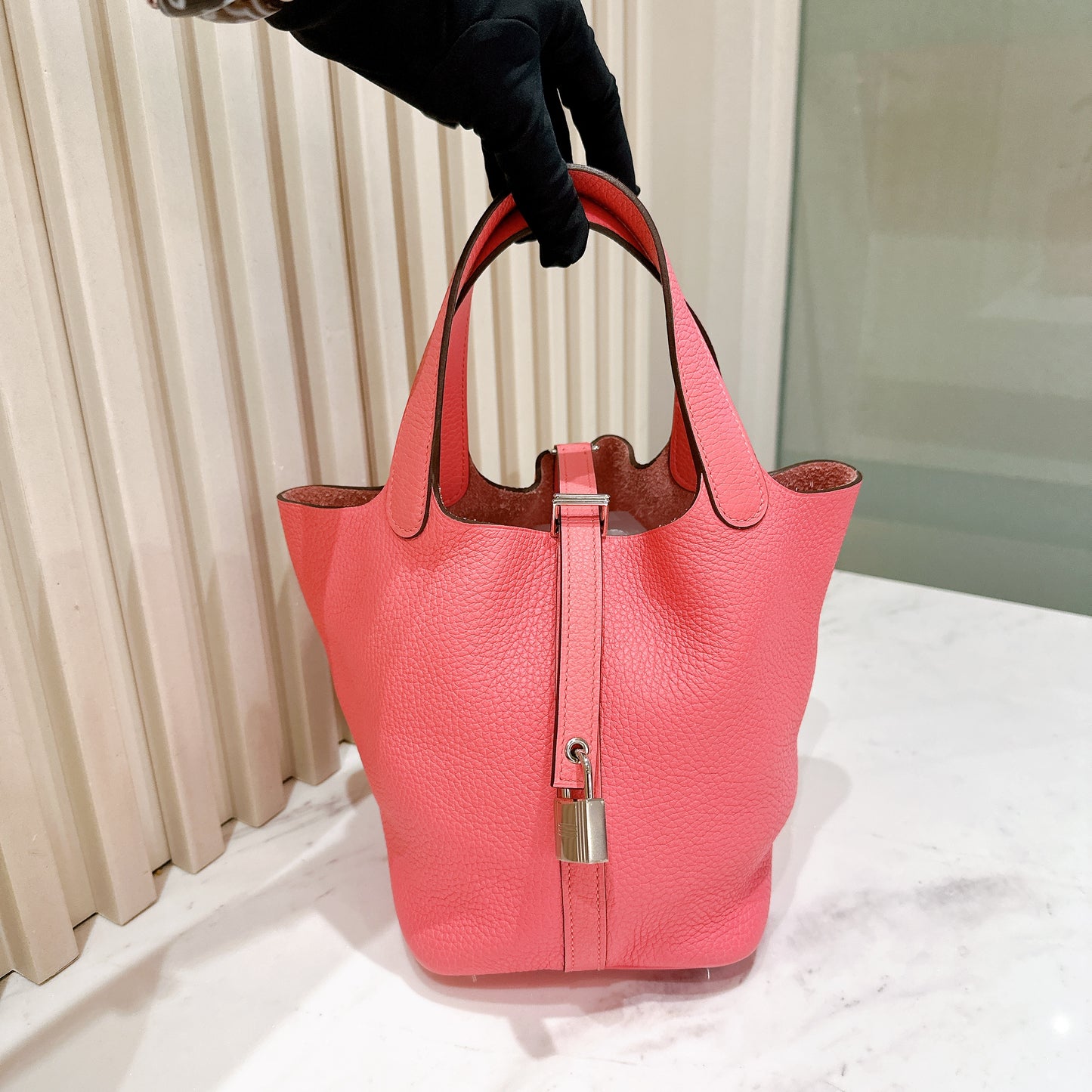 Hermes Picotin 18 in Rose Azalee PHW