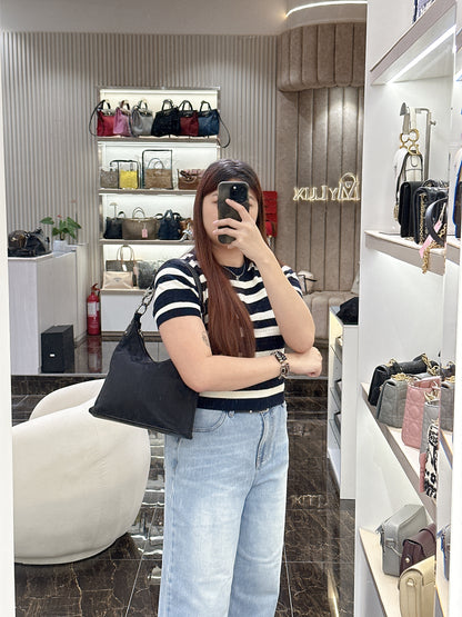 Gucci GG Canvas Black Hobo in Pig Leather