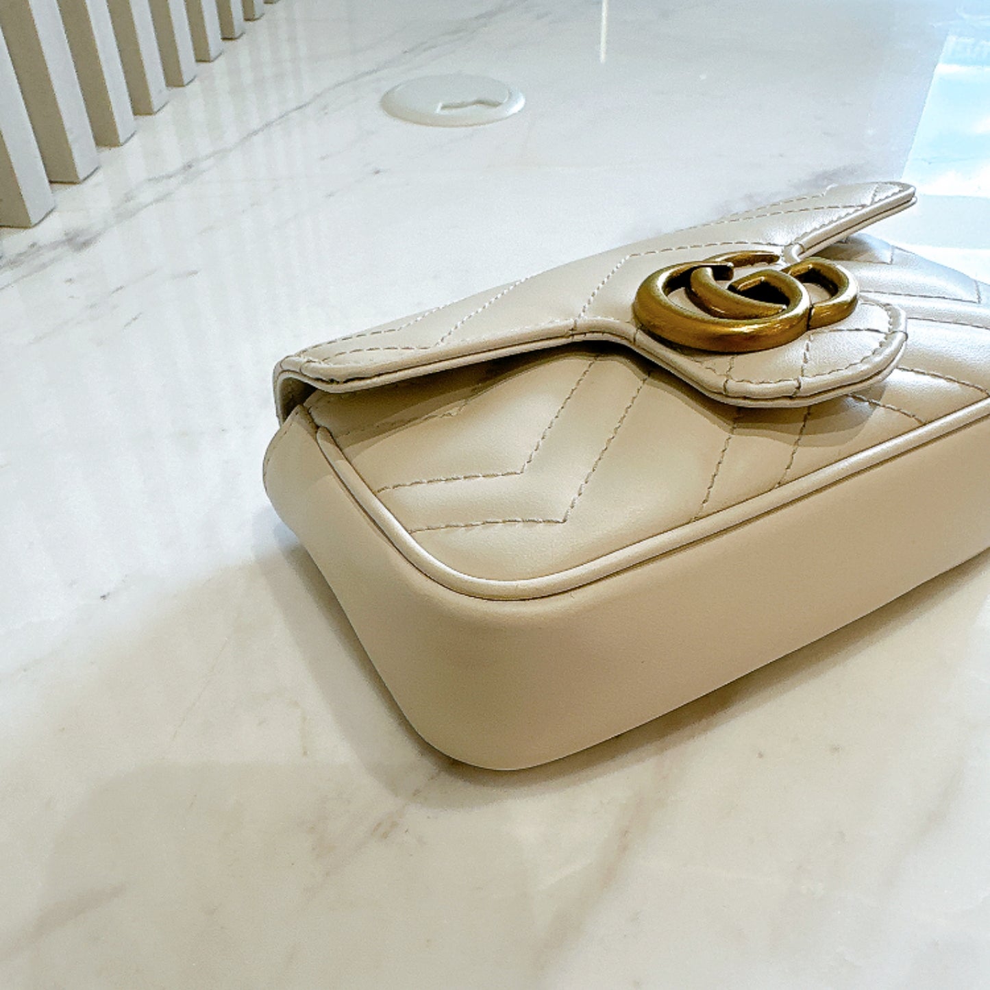 Gucci Marmont Supermini in White