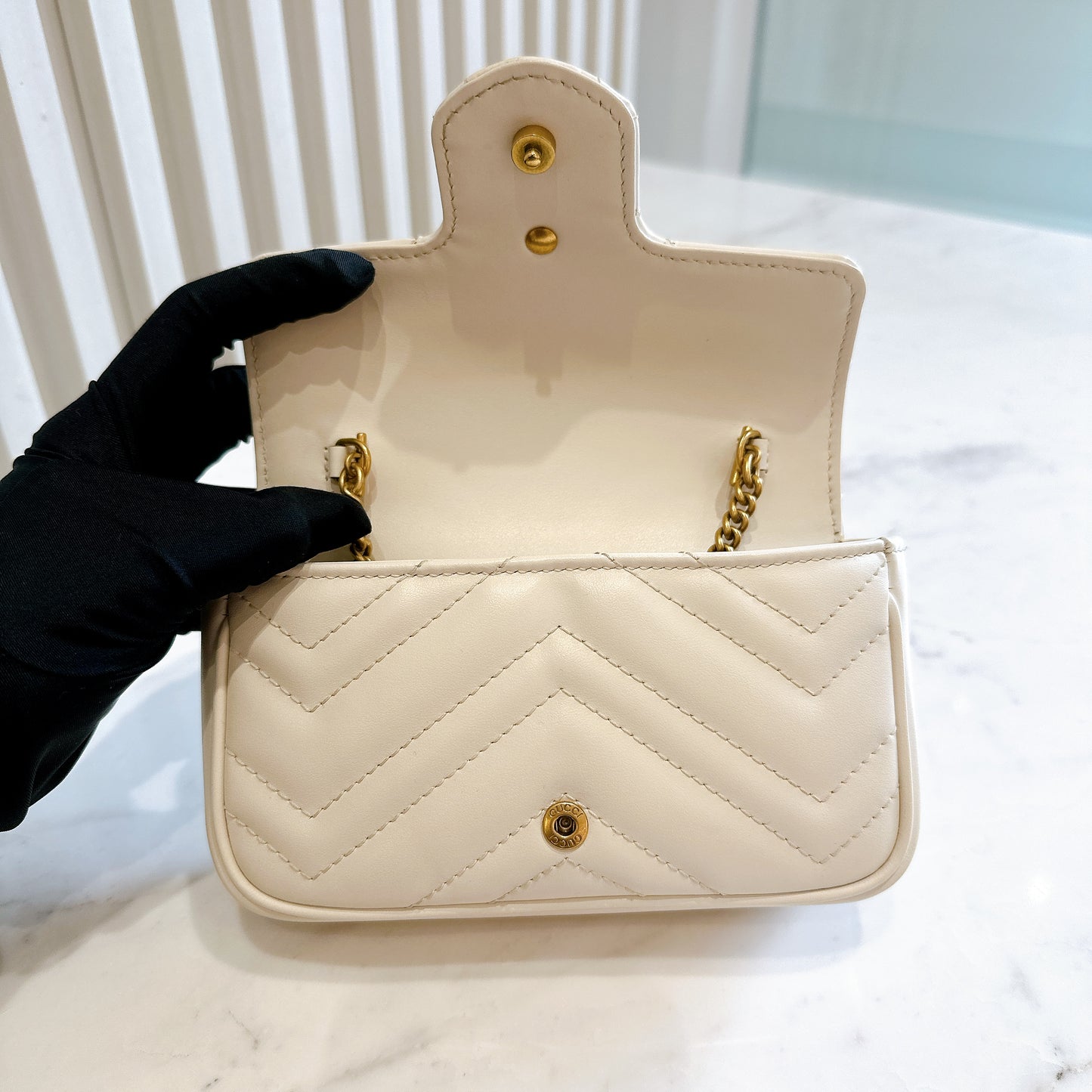 Gucci Marmont Supermini in White