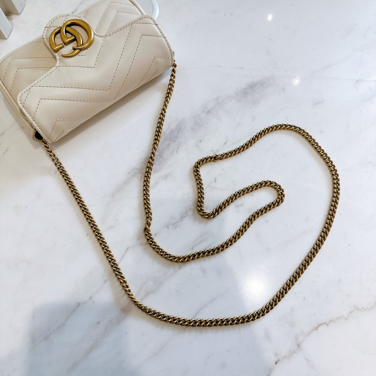 Gucci Marmont Supermini in White