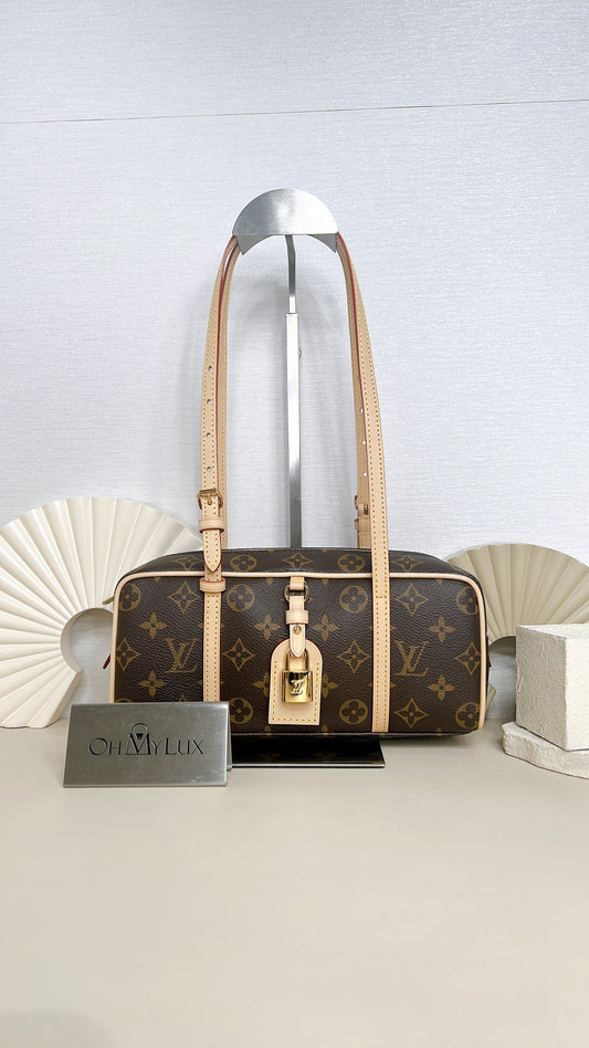 LV Monogram Hang On