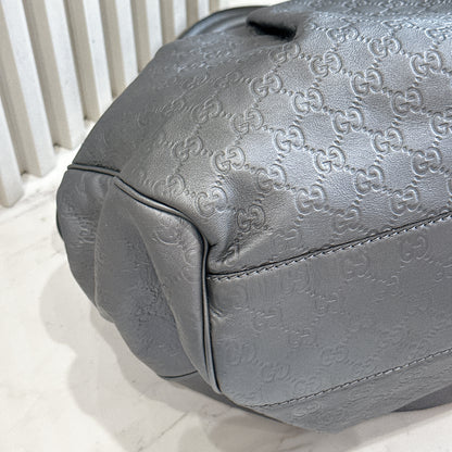 Gucci Sukey Shoulder Bag in Silver