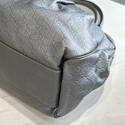 Gucci Sukey Shoulder Bag in Silver