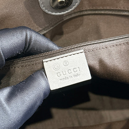 Gucci Sukey Shoulder Bag in Silver