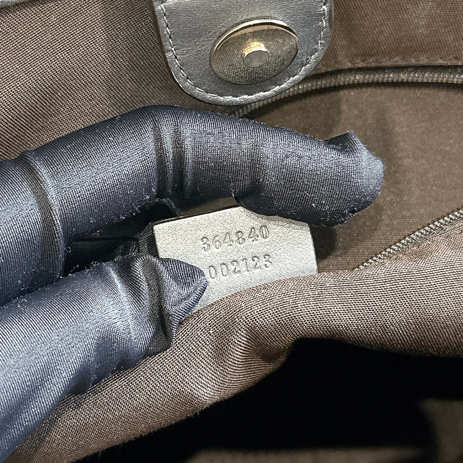 Gucci Sukey Shoulder Bag in Silver