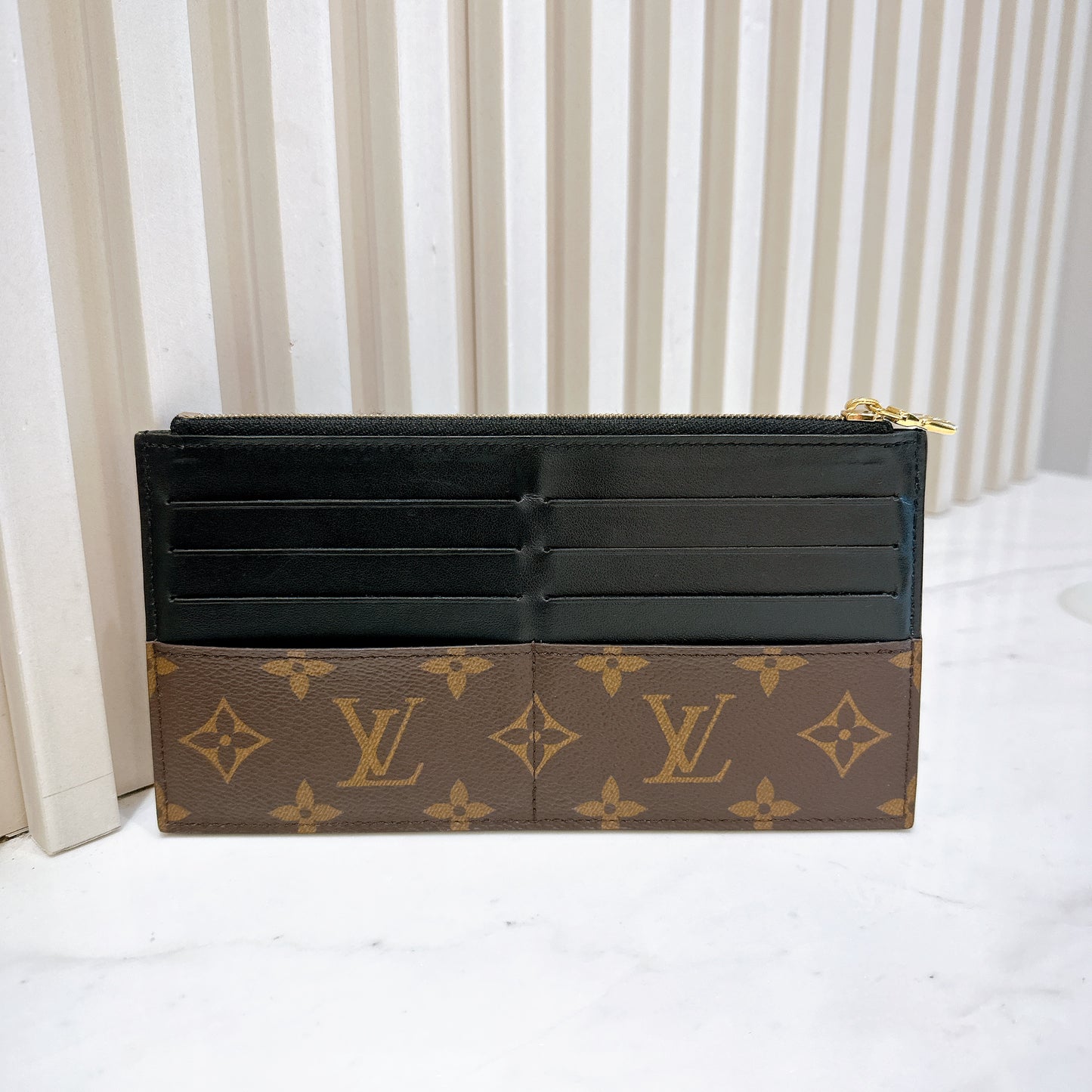 LV Daily Slim Pouch