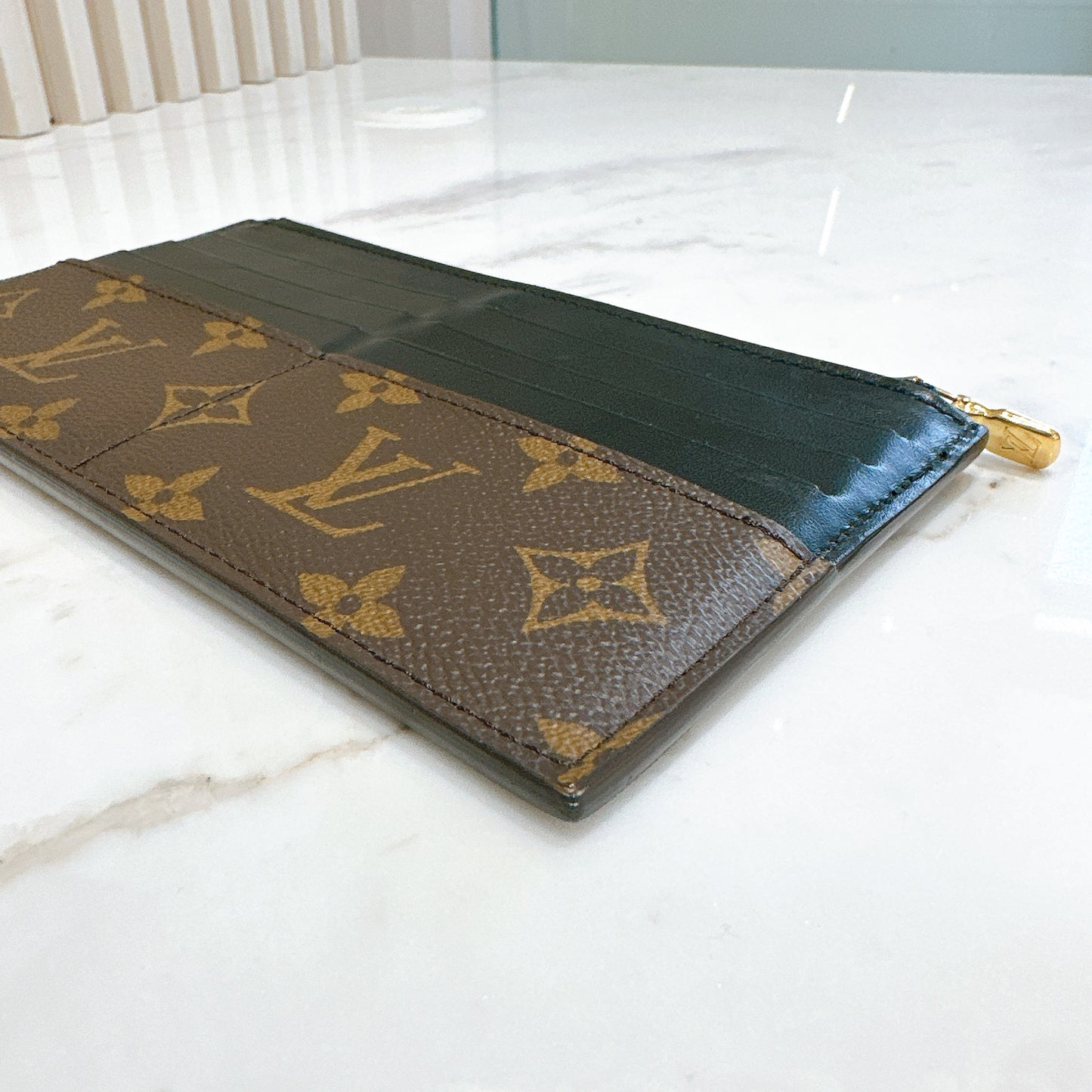 LV Daily Slim Pouch