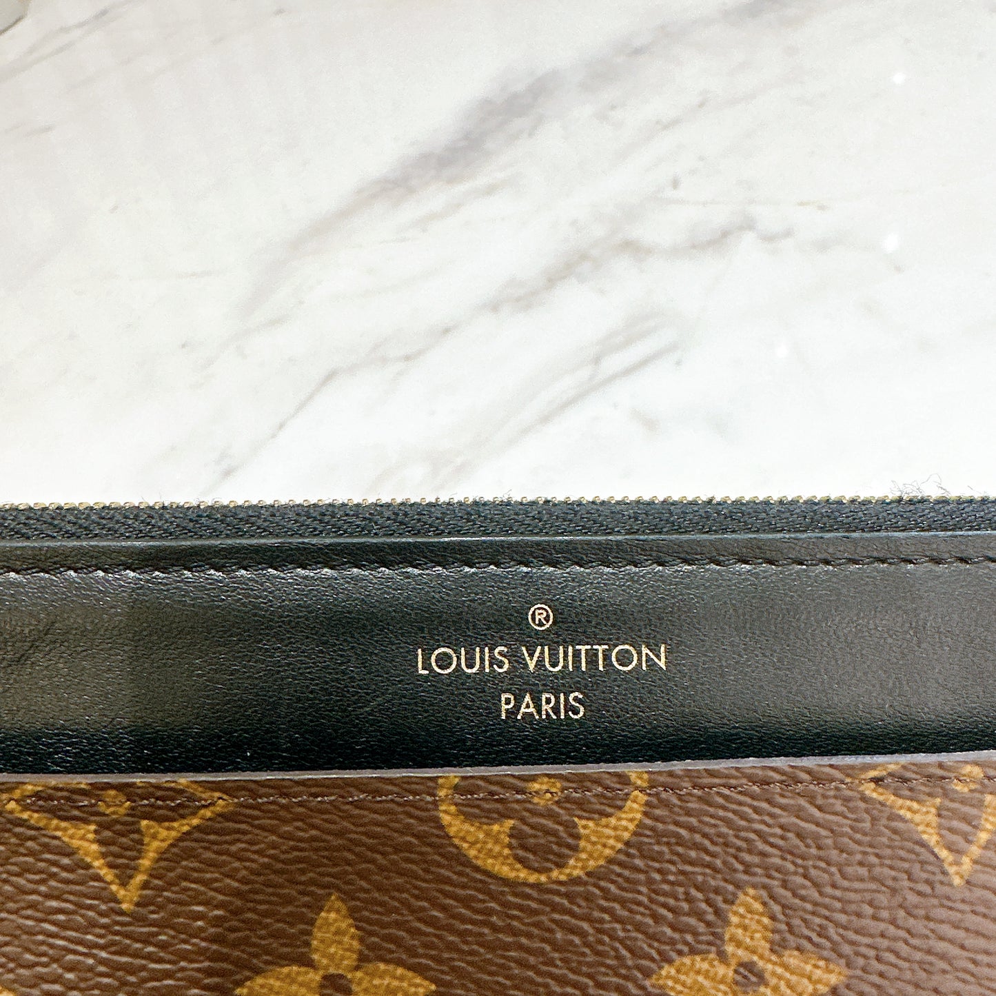 LV Daily Slim Pouch