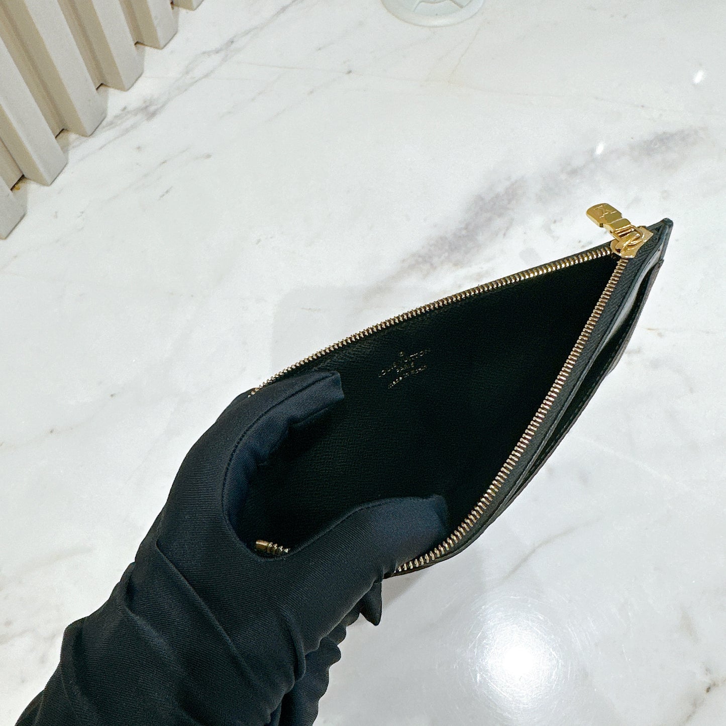 LV Daily Slim Pouch