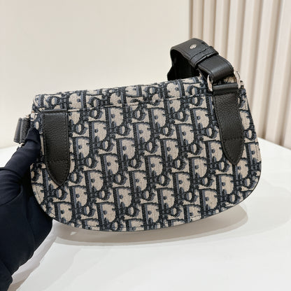 Dior Saddle Pouch in Blue Dior Oblique