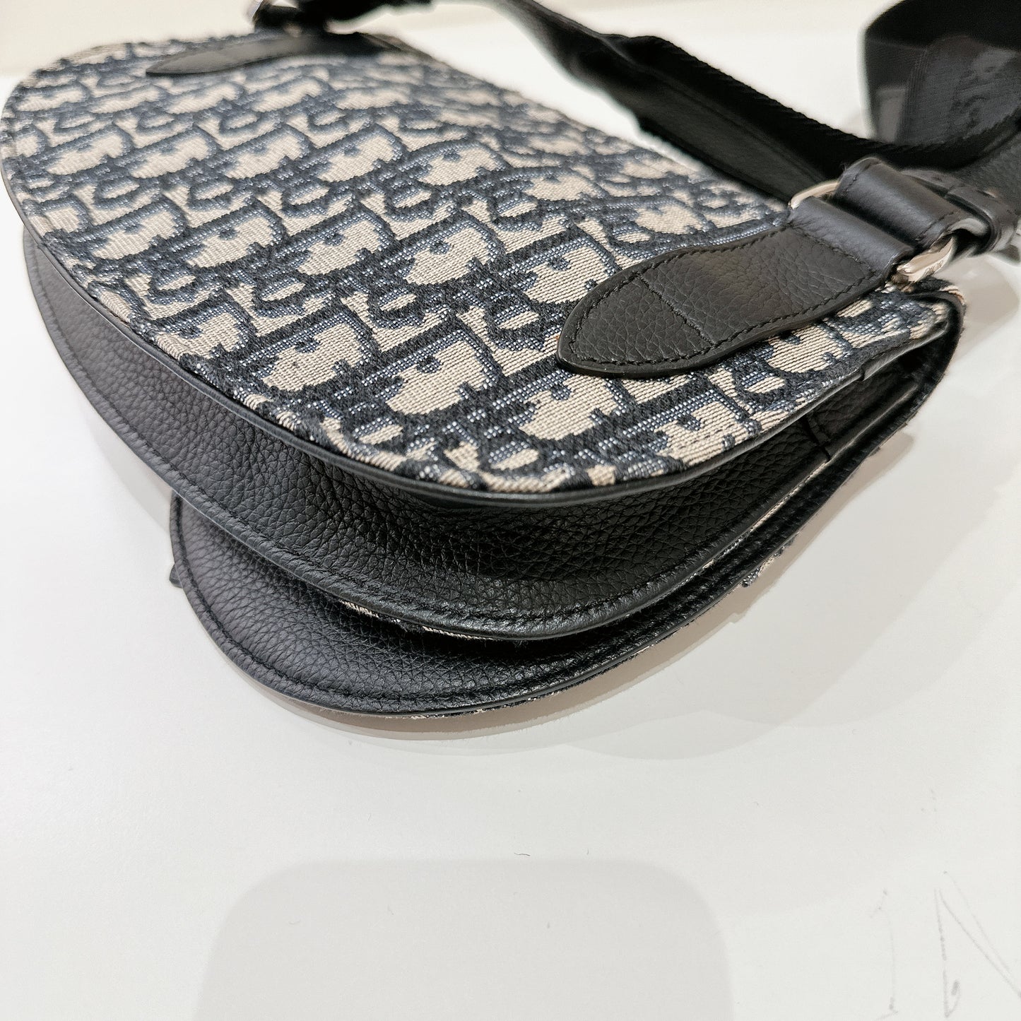 Dior Saddle Pouch in Blue Dior Oblique