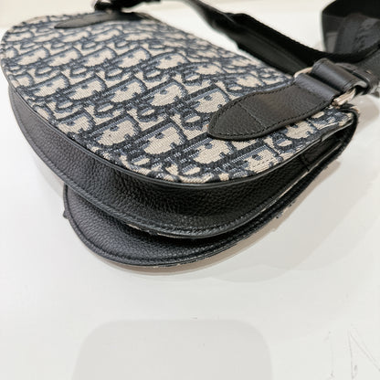 Dior Saddle Pouch in Blue Dior Oblique