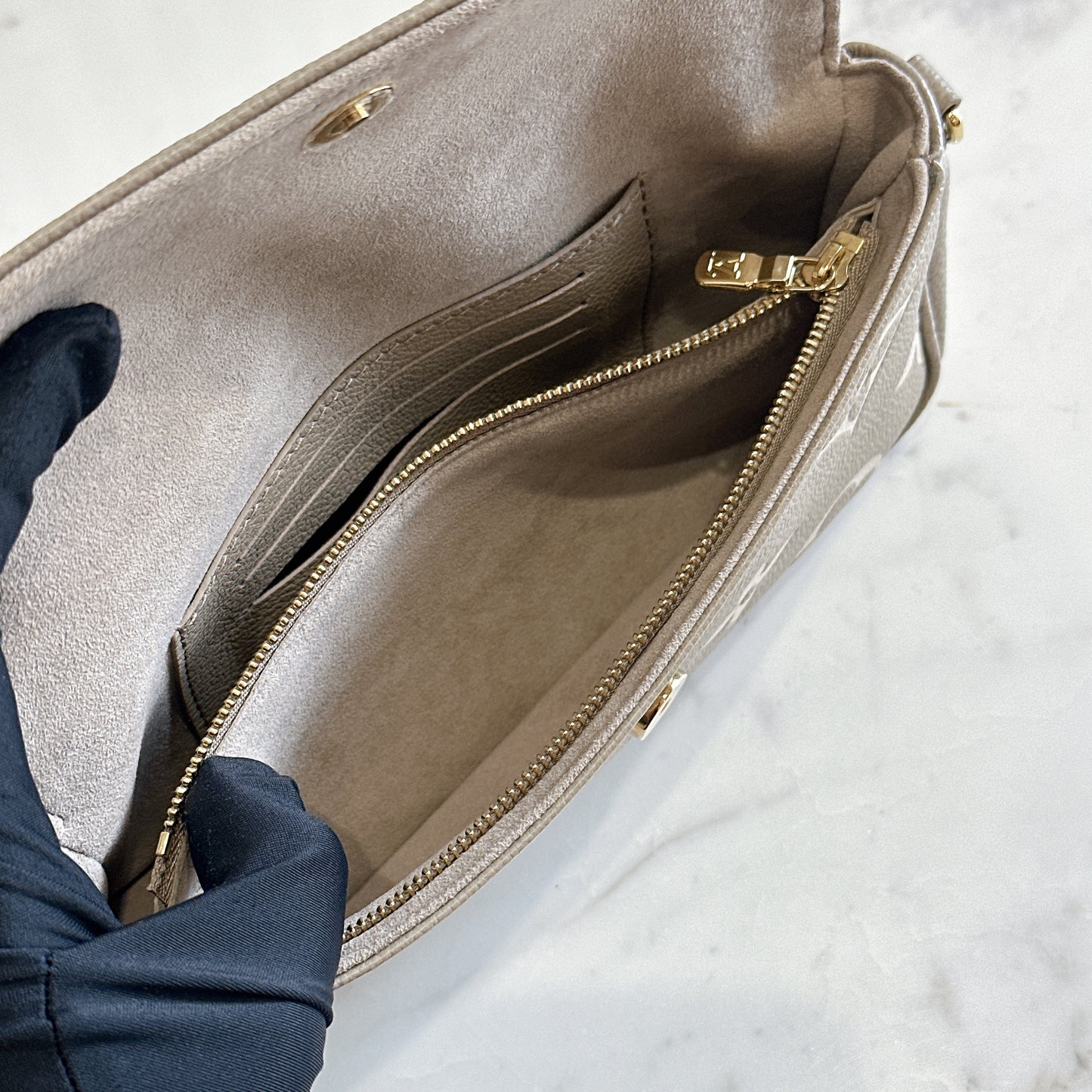 LV Ivy Bicolour WOC