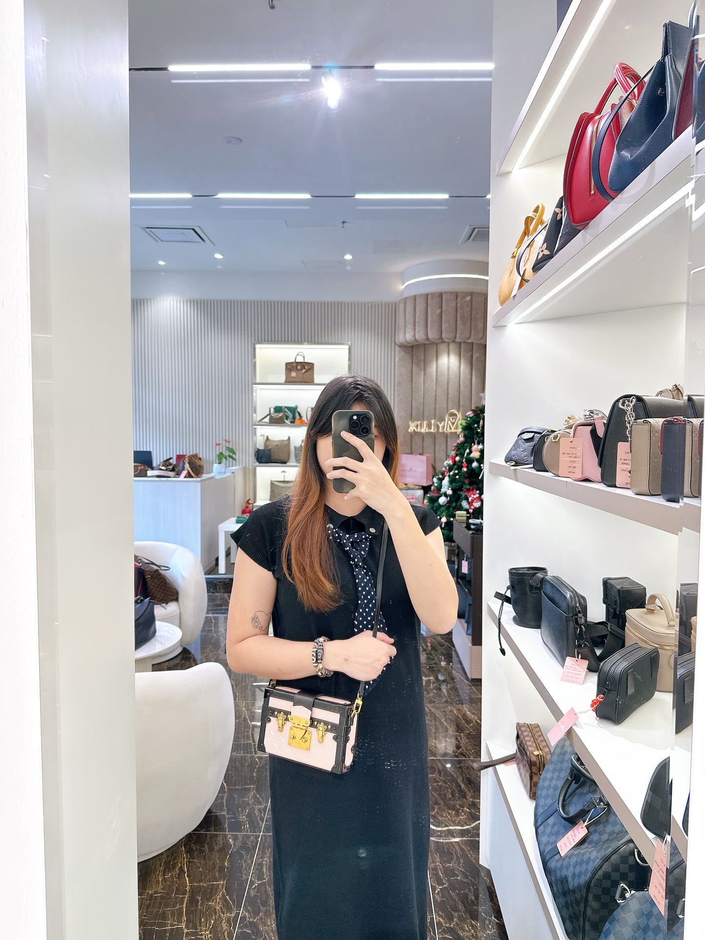 LV Petite Malle Pink in Epi Leather
