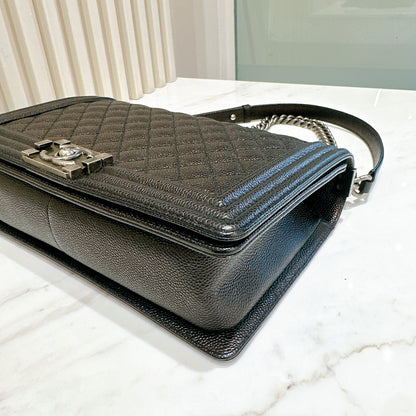 Chanel Boy New Medium in Black Caviar