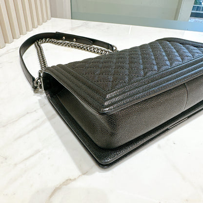 Chanel Boy New Medium in Black Caviar
