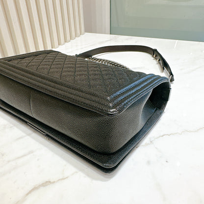 Chanel Boy New Medium in Black Caviar