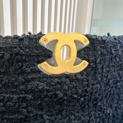 Chanel 19 Tweed Large in Black