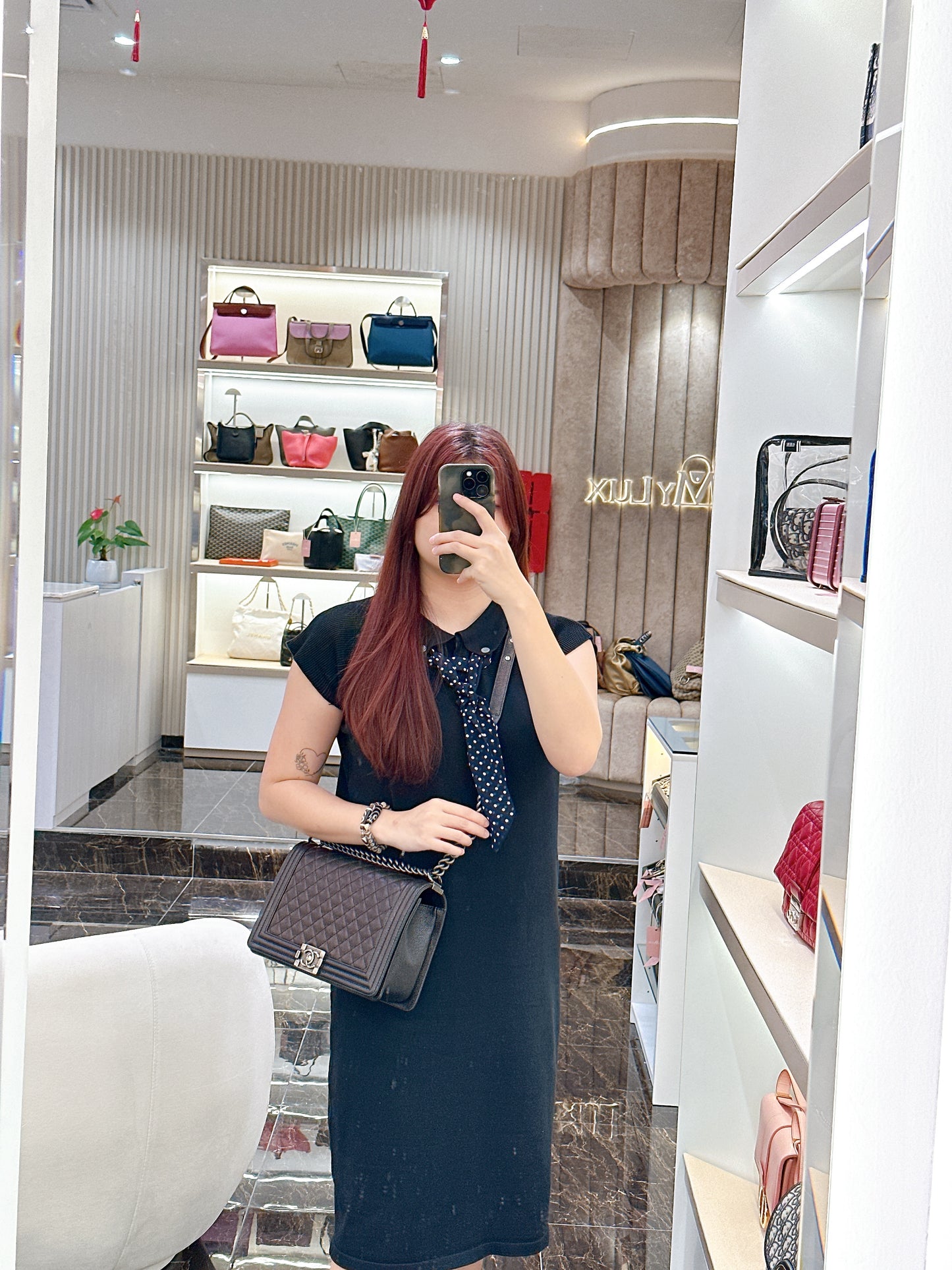 Chanel Boy New Medium in Black Caviar
