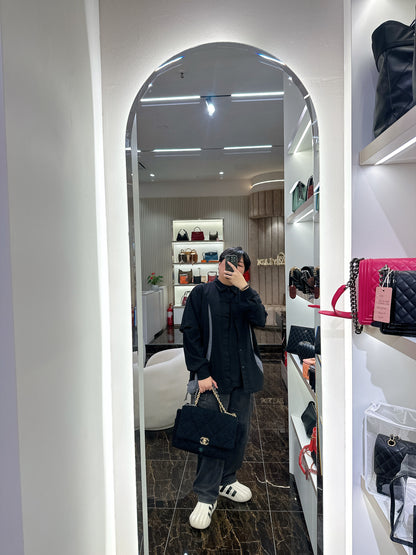 Chanel 19 Tweed Large in Black
