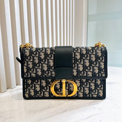 Dior Montaigne 30 Chain Bag
