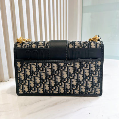 Dior Montaigne 30 Chain Bag