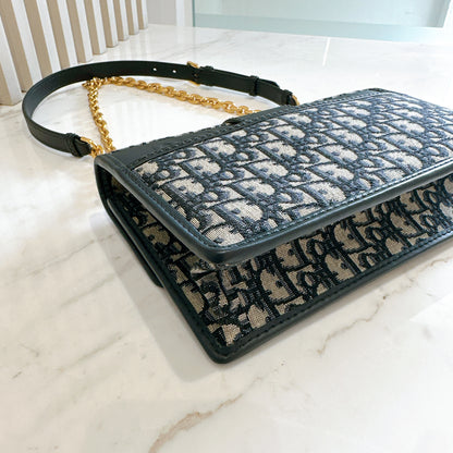 Dior Montaigne 30 Chain Bag