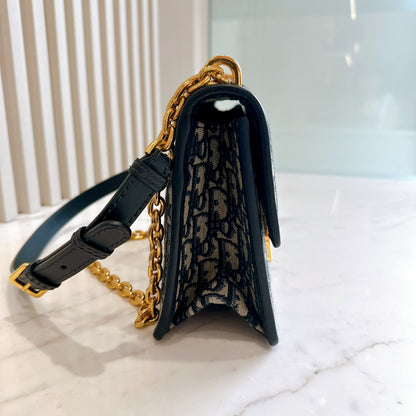 Dior Montaigne 30 Chain Bag