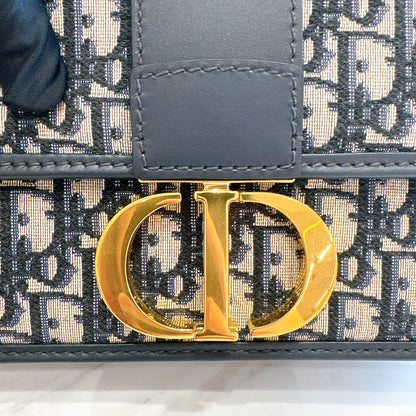 Dior Montaigne 30 Chain Bag