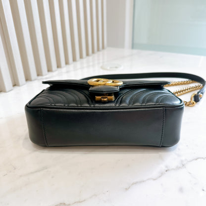 Gucci Marmont Mini in Black