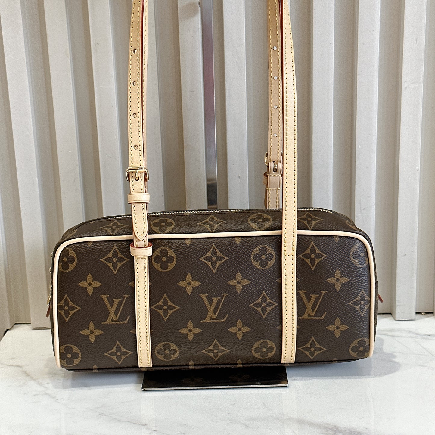LV Monogram Hang On