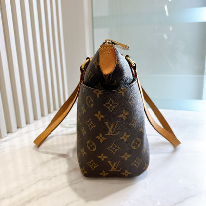LV Monogram Totally PM