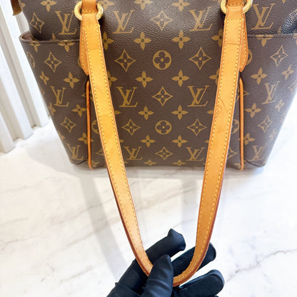 LV Monogram Totally PM