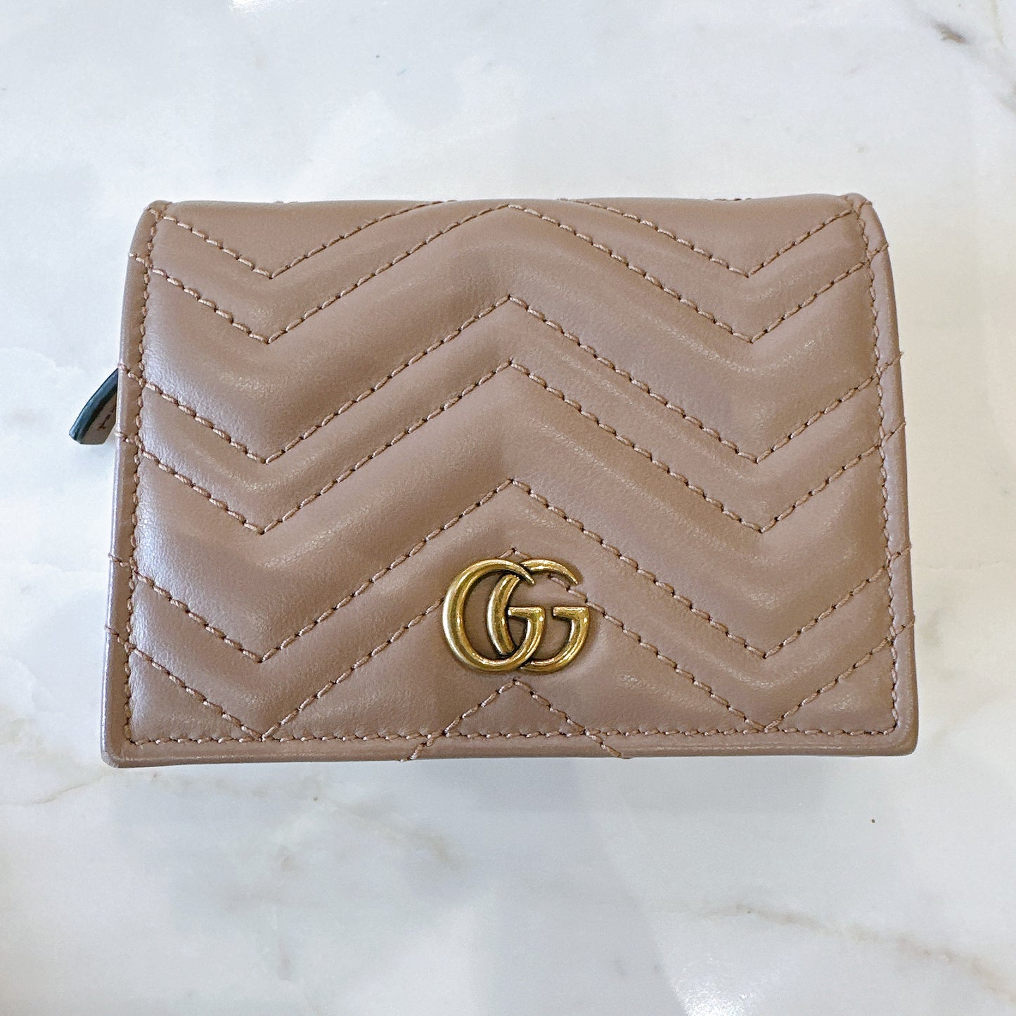 Gucci Marmont Bi-Fold Wallet in Dusty Pink