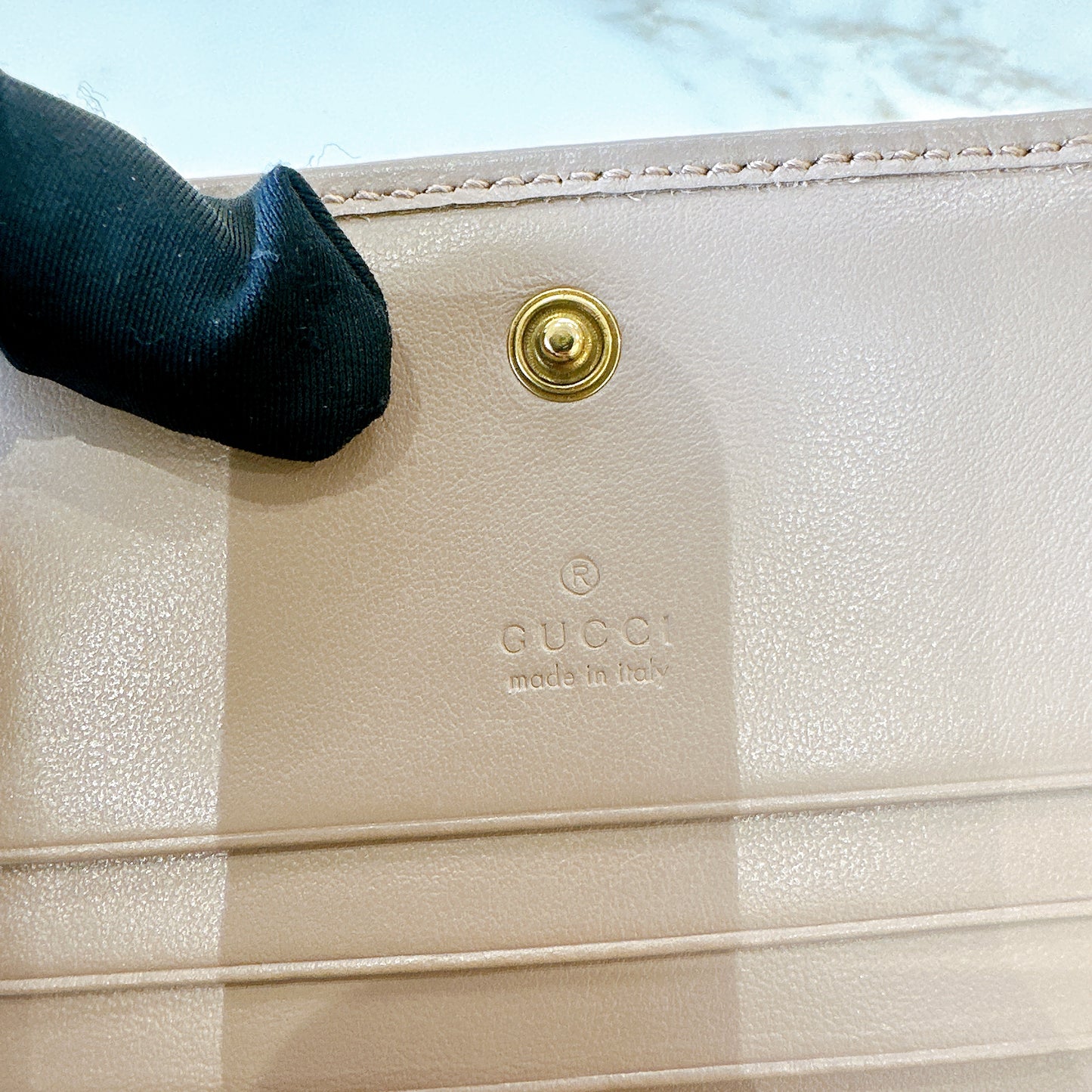 Gucci Marmont Bi-Fold Wallet in Dusty Pink