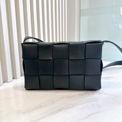 Bottega Veneta Cassette Medium in Black