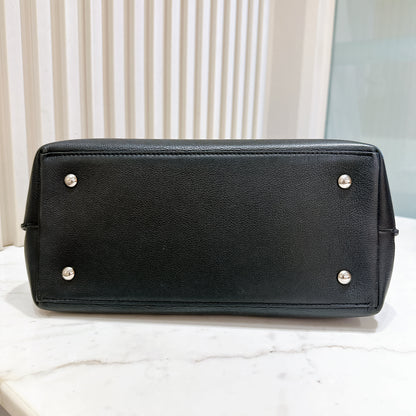 LV Lockme Ever PM in Black