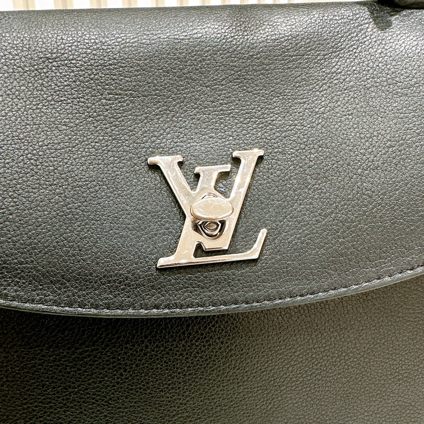 LV Lockme Ever PM in Black