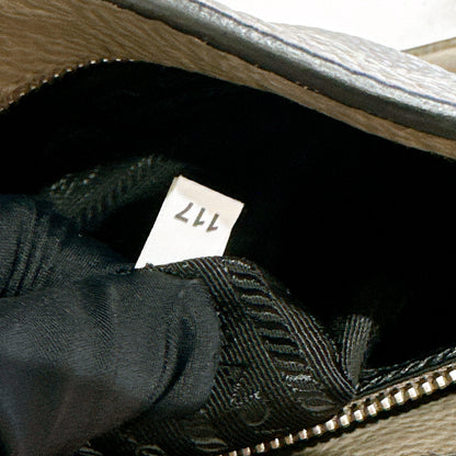 Prada Vitello Daino Leather Shopping Tote in Grey
